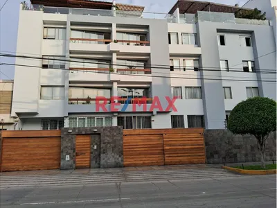 Alquilo Exclusivo Departamento Frente Al Lima Cricket & Football Club En Magdalena