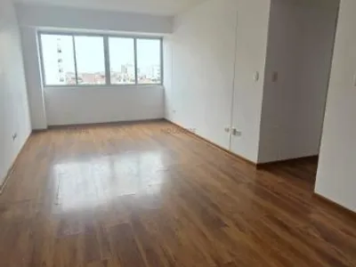 Departamento en venta · Santiago de Surco · 77 m², 3 dorm.