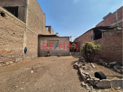 En Venta Amplio Terreno – La Tablada De Lurin, Villa Maria Del Triunfo.