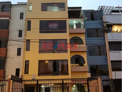 ¡Amplio Departamento De 102 M² En Av. Caminos Del Inca, Surco!