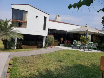 Venta de Casa en La Molina - Lima 4 Dormitorios