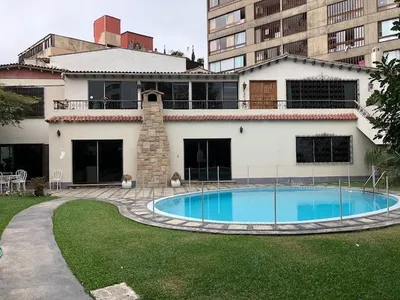 Venta de Casa en San Isidro - Lima 4 Dormitorios 