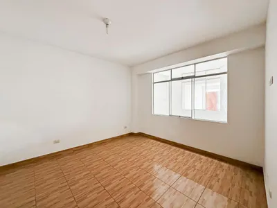 Venta de Departamento en Ate - Lima 3 Dormitorios