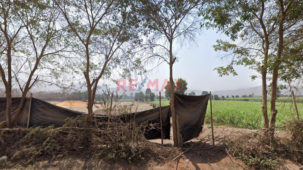 Terreno Rural De 30,525 M² En Carabayllo