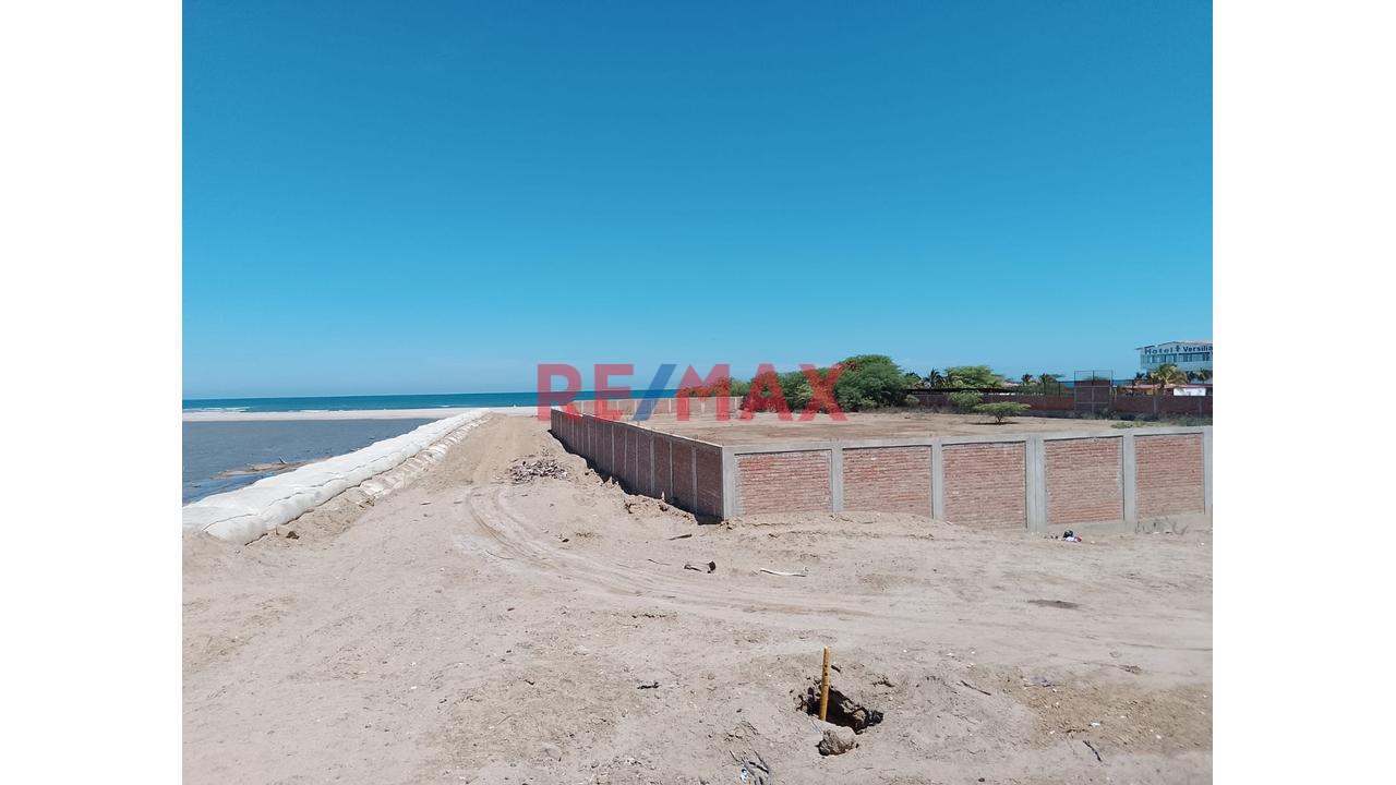 Venta De Terreno En Zorritos De 8850M2 Frente Al Mar