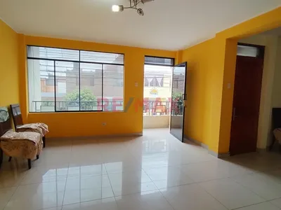 Departamento Flat 2Do. Piso Con Balcon En San Juan De Lurigancho
