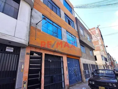 Venta de Casa en San Martín de Porres - Lima 8 Dormitorios