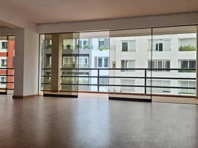 Venta de Departamento en San Isidro - Lima 3 Dormitorios