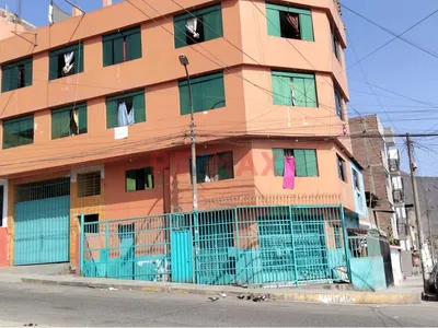 Vendo Hotel De Cuatro Pisos