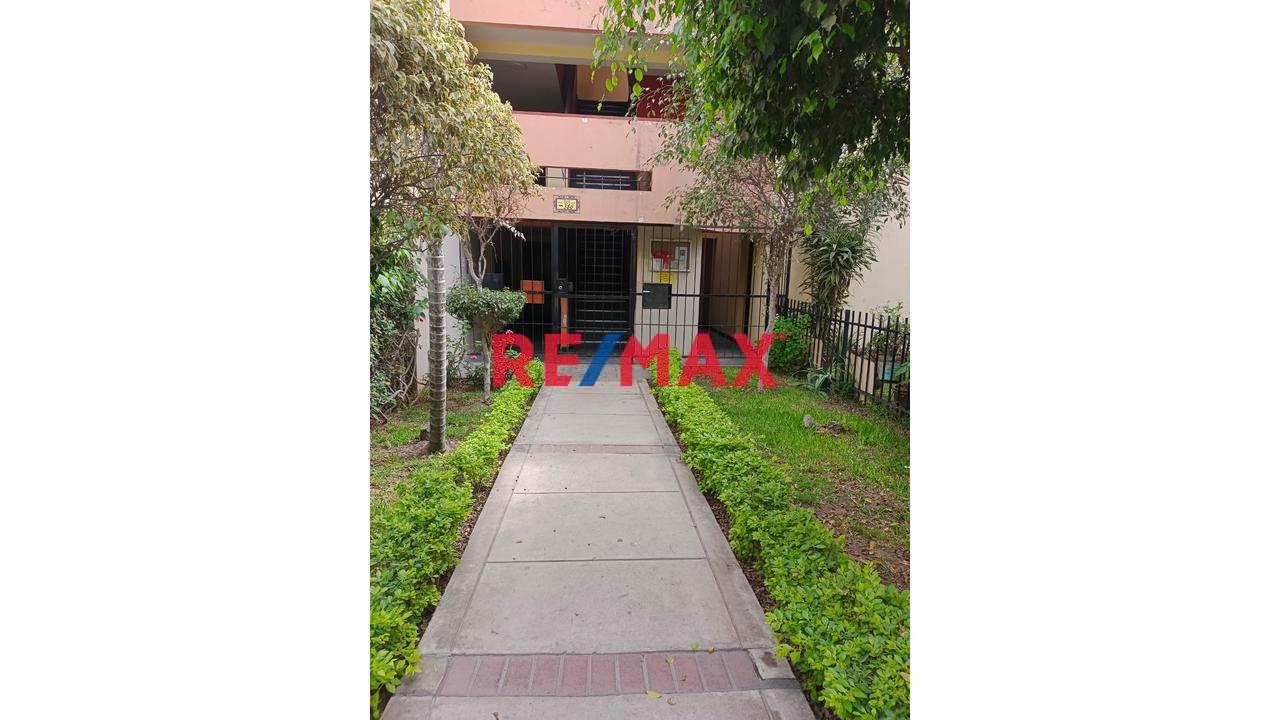 Venta Deptartamento De 80 Mts.-4To.Piso Torres De San Borja