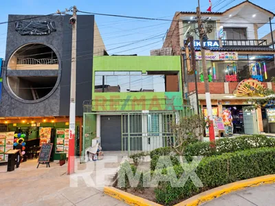 Alquiler De Local Comercial Frente A La Municipalida De Mi Perú
