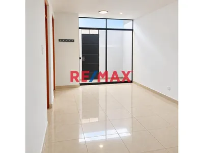 Departamento en alquiler · Calle los Diamantes Mz. D3 - Lt.1, San Martin de Porres · 80 m², 3 dorm.