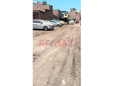 Terreno en venta · Jirón Cañete 312, Lima · 1470 m²