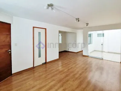 Venta de Departamento en Santiago de Surco - Lima 2 Dormitorios