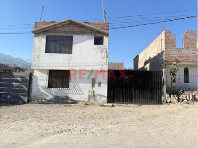 Casa Comercial En Alquiler Solo Para Empresas Cualquier Rubro En Peruarbo En Cerro Colorado