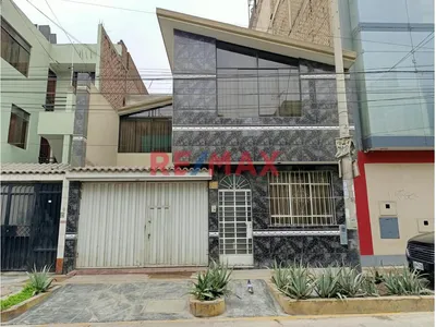 🏢🔥 ¡Oportunidad De Inversión! Propiedad De 4 Niveles Con Gran Potencial Comercial En Lima Norte