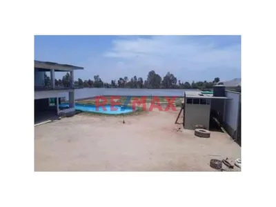 Terreno Con Piscina En Quilmaná De 1650 M2 Encañete
