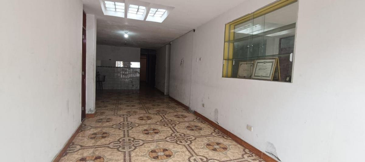 Venta de Casa en Comas - Lima 6 Dormitorios 