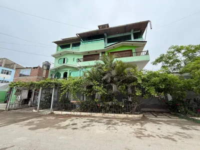 Casa en venta · Jr. Manchego Muñoz Mz. U Lt. 20 Cp, Nuevo Imperial · 530 m², 10 dorm.