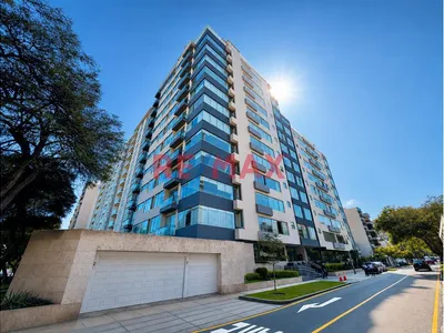 🏡 Exclusivo Departamento Con Ascensor Directo Y Doble Cochera | Vista Exterior | San Isidro