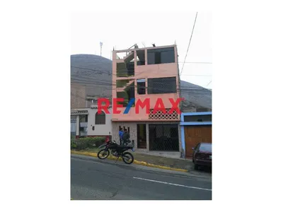 Venta De Edifio De 3 Pisos