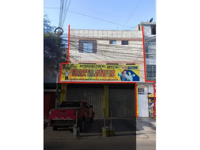 Venta De Inmueble 2Do Y 3Er Piso Más Azotea En Ate - Urbanización Los Sauces Vivienda Taller