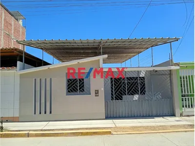 Oportunidad!!! Venta De Casa En Urb. San Bernardo De 160 M2 Cerca A  Maxi Ahorro