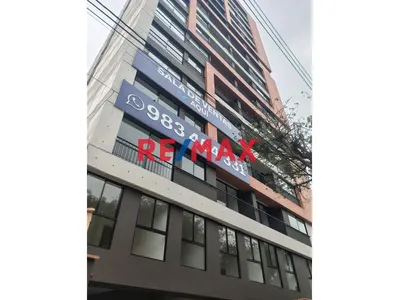 Alquiler De Departamento En Estreno En La Mejor Zona De Lince (Limite Con San Isidro)