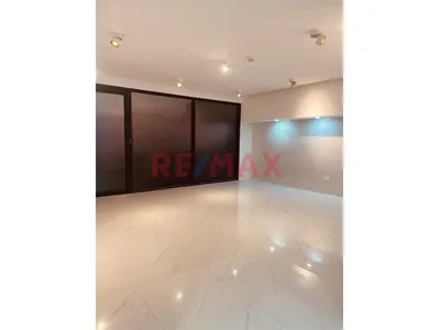 Local Mas Cocheras En Venta - Urb Manuel Prado