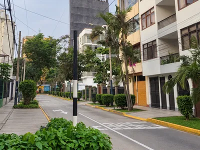 Casa 4 dorm. 75 m²