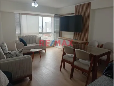 Alquilo Departamento Amoblado - 3 Habitaciones Incluye Cochera Y Depósito