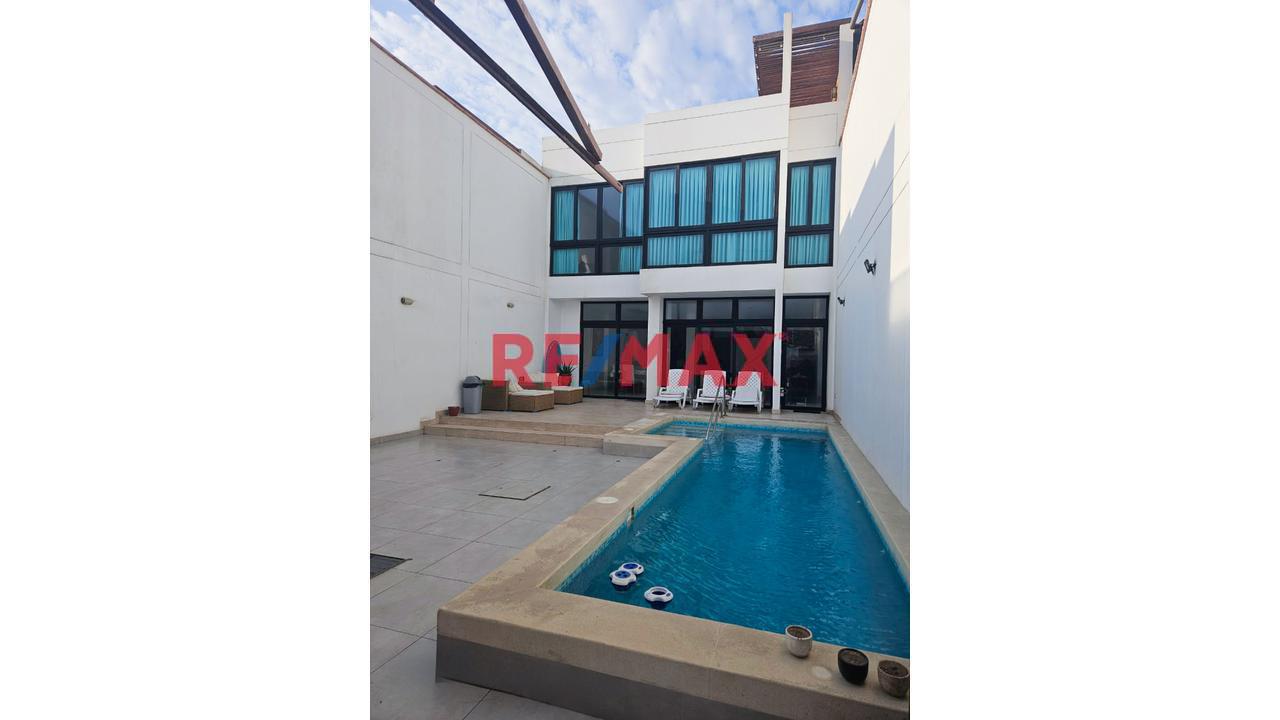 🌊 ¡Casa De Playa En Venta --  Las Delicias – Moche 🏡