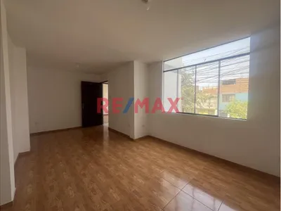 En Venta Departamento En El Agustino Excelente Ubicacion
