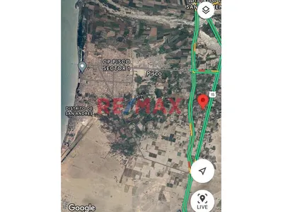 Se Vende Terreno En San Andres                 Entre La Antigua Y Nueva Panamericana                               Provincia De Pisco En Ica                       A Solo 5 Minutos Del Aeropuerto                       Y A 2 Minutos Del Terminal Soyuz.