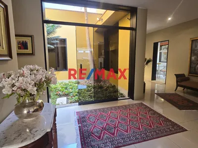 Casa en venta · Manuel Augusto Olaechea 220, Miraflores · 374 m², 3 dorm.