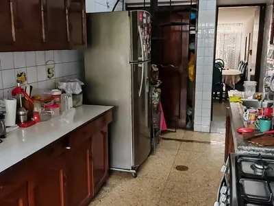 Venta de Casa en Los Olivos - Lima 5 Dormitorios 
