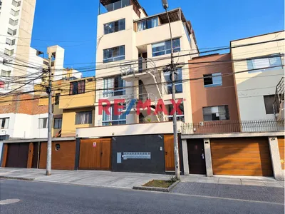 Alquilo Departamento De 2 Dormitorios En Urb. Jorge Chavez Surquillo