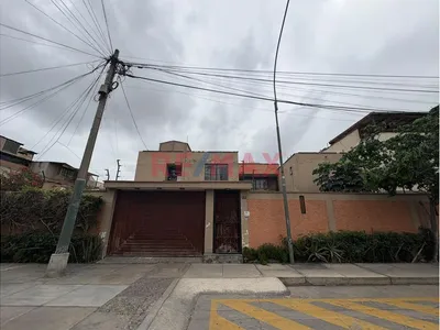 Casa En San Borja En Excelente Ubicacion