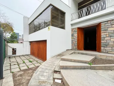 Alquiler de Casa en San Isidro - Lima 3 Dormitorios 
