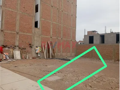 Vendo Terreno En Urbanizacion Los Molinos - Carabayllo
