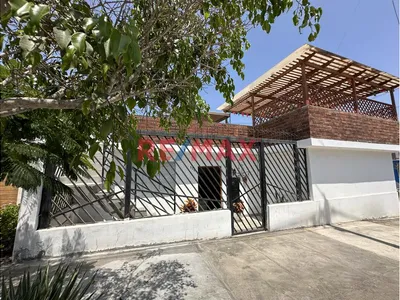 Se Vende Casa De Playa Con Piscina En San Bartolo De 124 M²