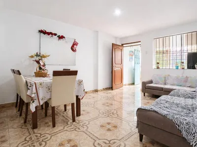 Venta de Casa en Villa María del Triunfo - Lima 3 Dormitorios 
