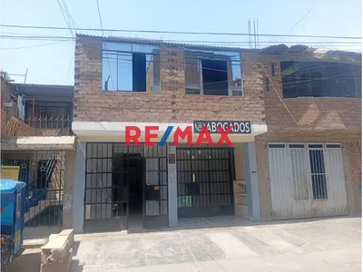 Venta De Casa -Los Olivos
