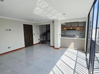 Venta de Departamento en Surquillo - Lima 3 Dormitorios