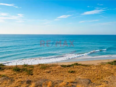 Venta De Terreno De Playa
