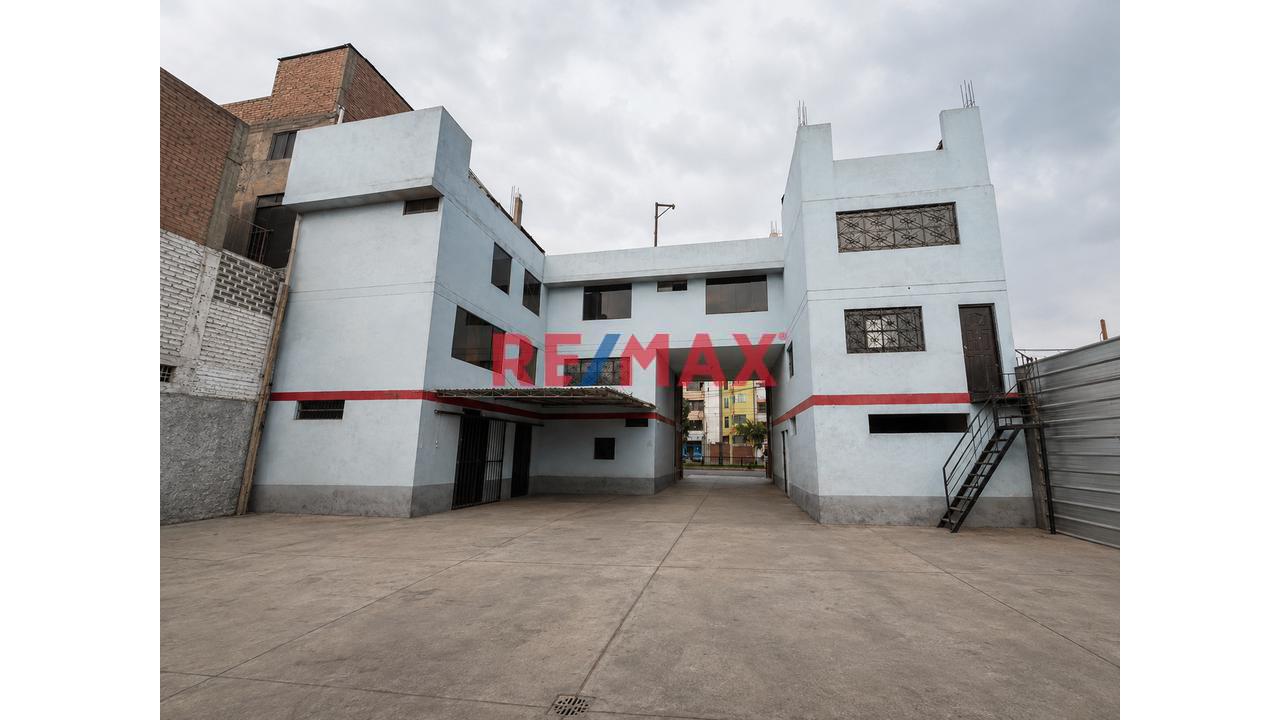 🏭 Local Industrial 1,000 M² En Venta – Ate