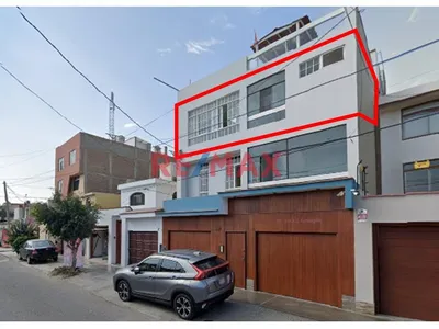 Amplio Y Fresco Local Para Oficinas En Urb. California (3Er Piso)