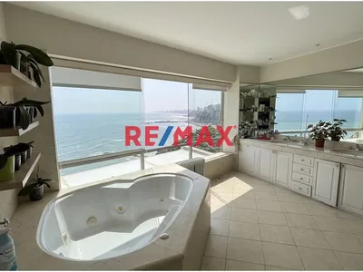 Venta Departamento- Zona Exclusiva- Vista Al Mar