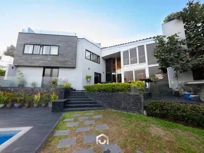 Venta de Casa en La Molina - Lima 6 Dormitorios