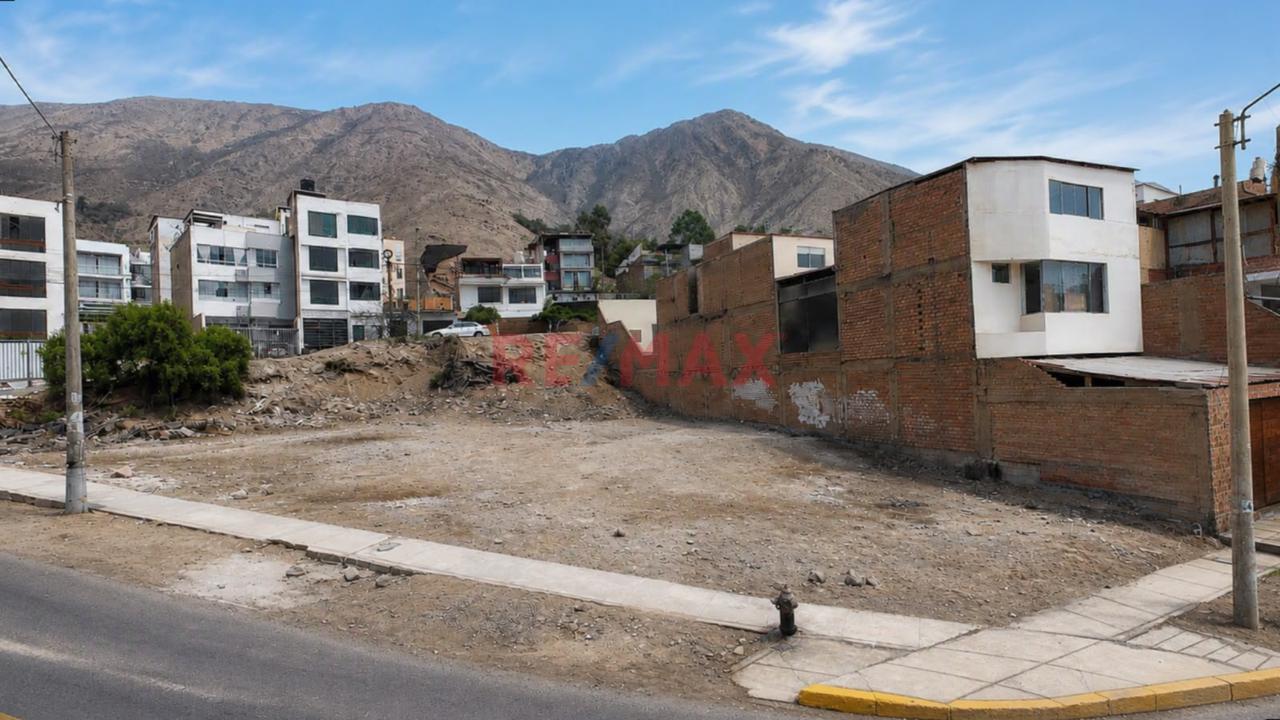 Terreno En Venta – La Molina-Doble Frente